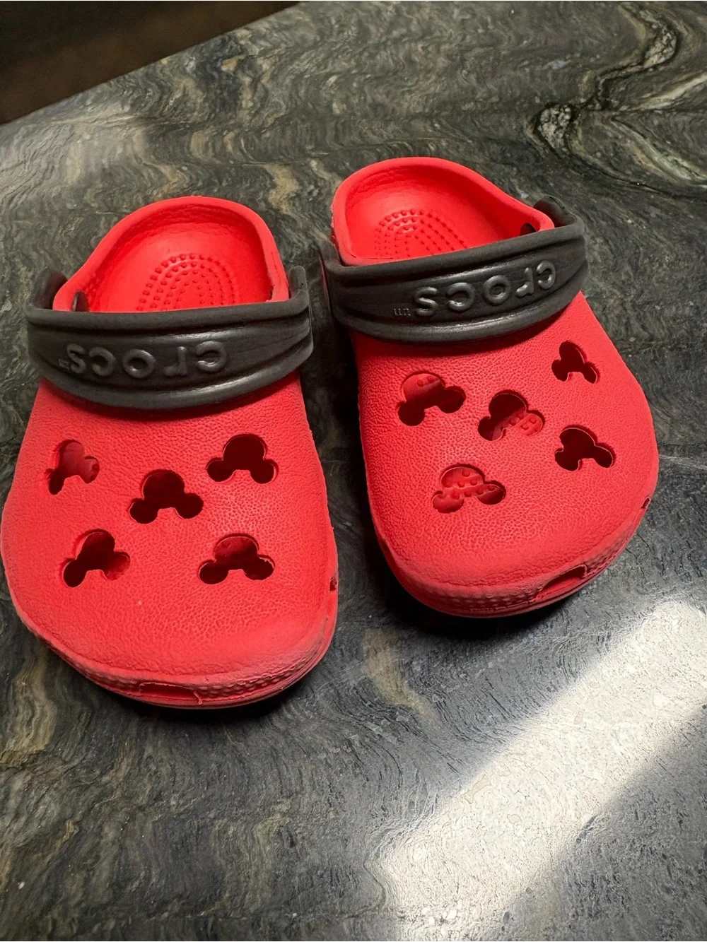 CROCS Kids - Disney Parks Exclusive Micky heads - rare